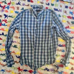 J. Crew - long sleeve blue checkered plaid slim button down